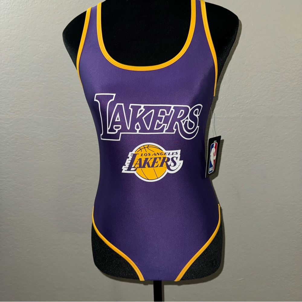 Sports bundle!! 6 items - Picture 7 of 13